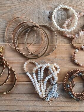 Elegant Rose Gold and Pearl Bracelet Set - Women Jewelry